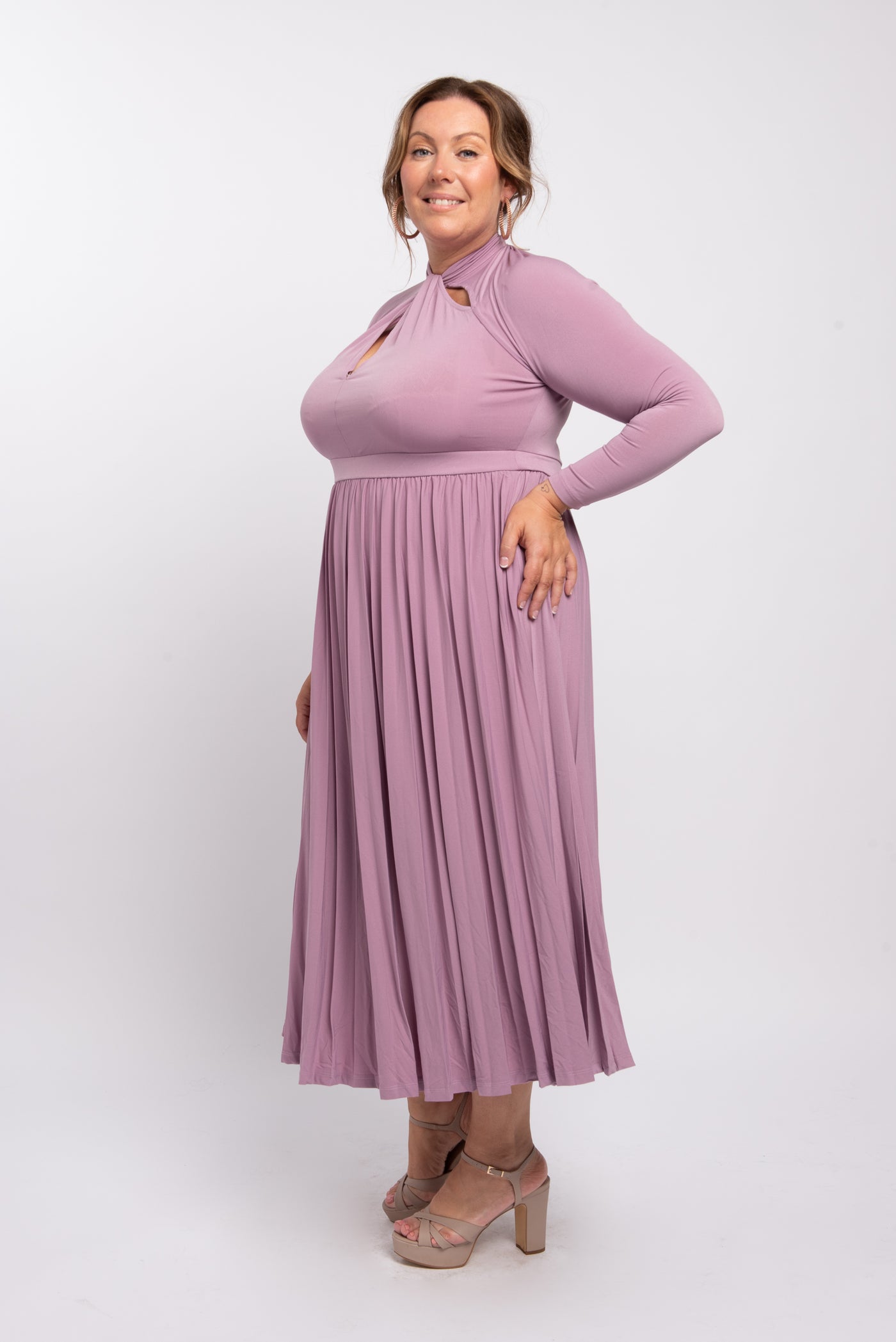 Draped Bodice Dress With Pleated Skirt - Purple